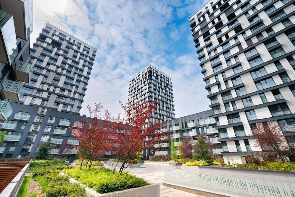 Centrum Park Studio Prag Exteriör bild